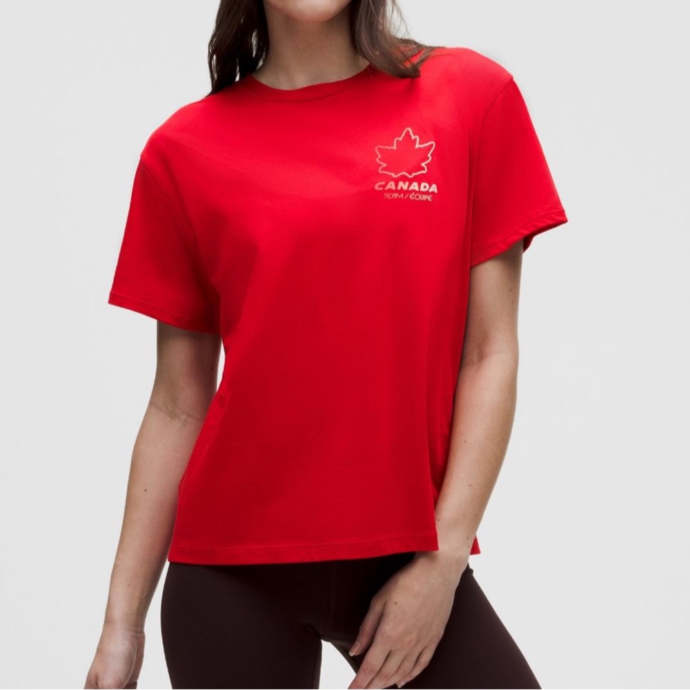 Lululemon Team Canada Tshirt Maple Leaf Red NWT SS 0 2 4 6 8 10 12 14